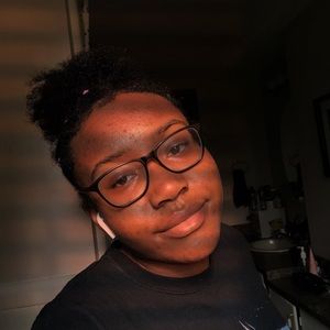 Meet your Posher, Jasmine